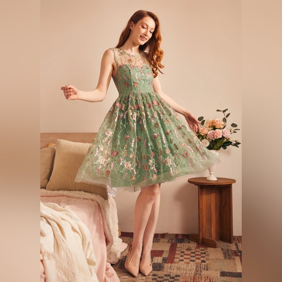 Modcloth Dresses & Skirts - ModCloth Mystique Mirage Fit & Flare Dress, Size Small